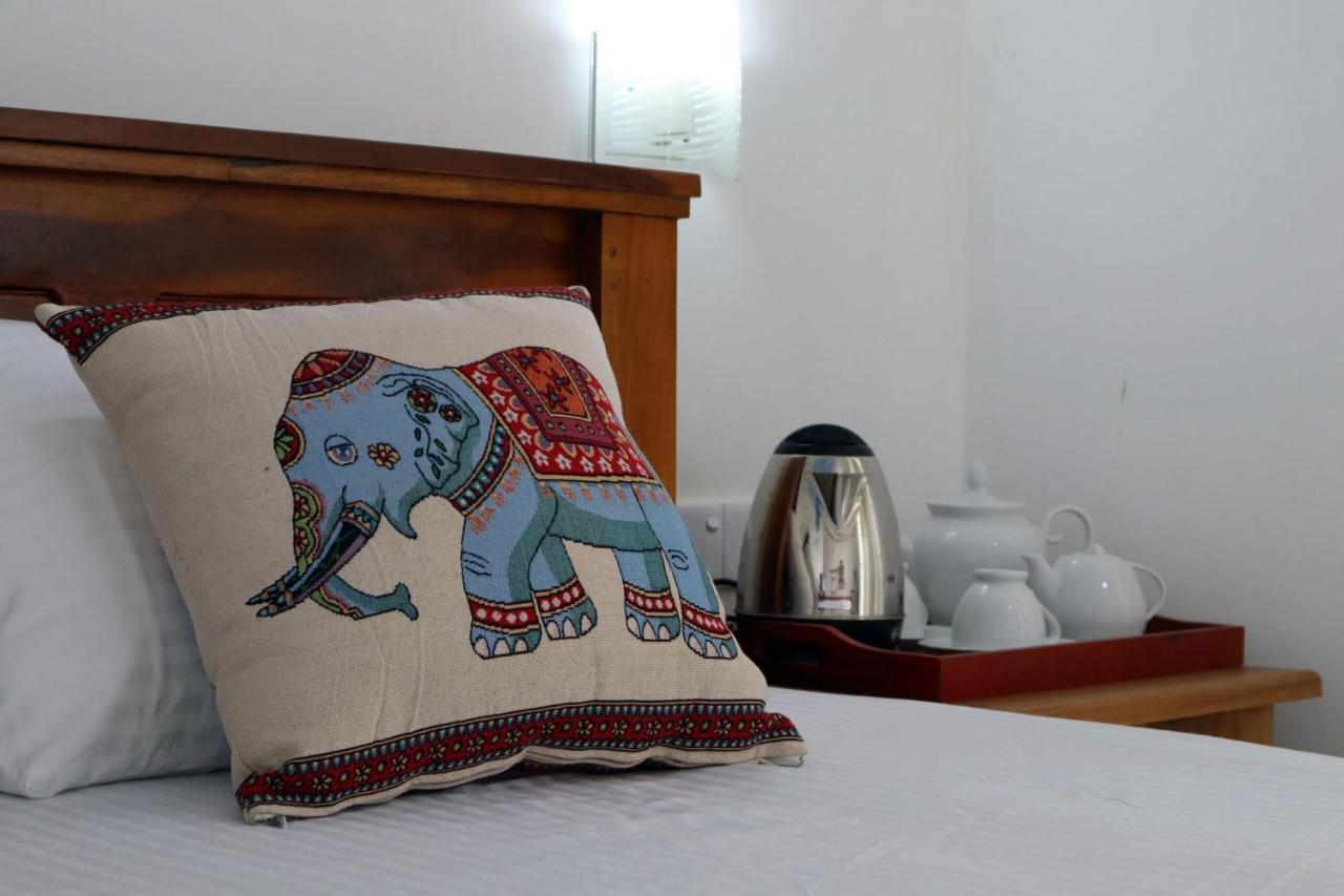 Ella Touch Bed and Breakfast Buitenkant foto